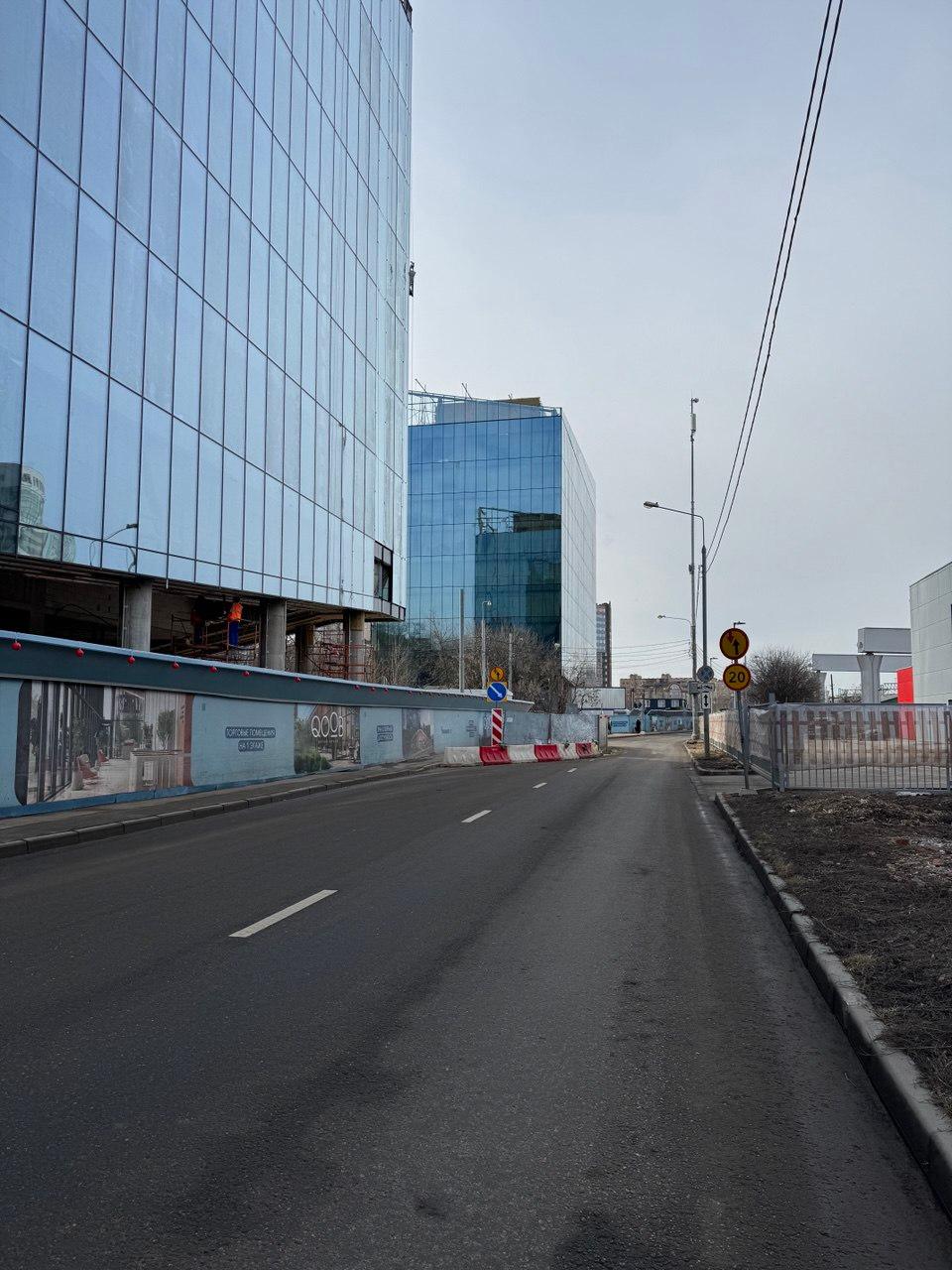 complex-of-public-and-business-centers-on-sviridova-st